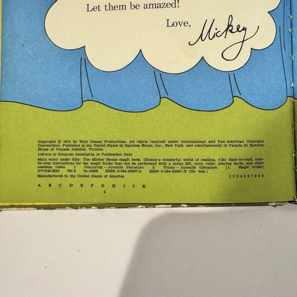 Vintage 1974 Disney's The Mickey Mouse Make-It & Magic Books‎ HC